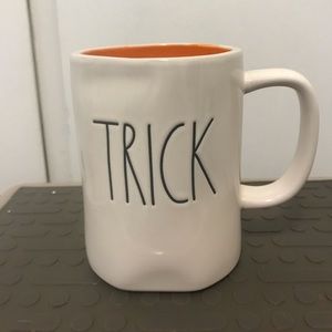 Rae Dunn trick treat mug /reserved